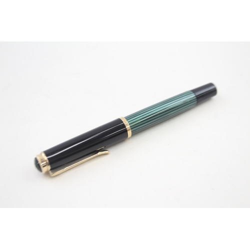 541 - Vintage Pelikan M400 Green & Black Fountain Pen w/ 14ct Gold Nib WRITING