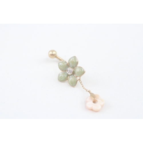 67 - 9ct gold diamond & enamel floral belly bar (2g)