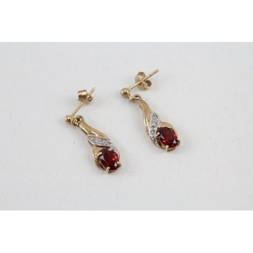 87 - 9ct gold garnet and diamond drop earrings (1.6g)