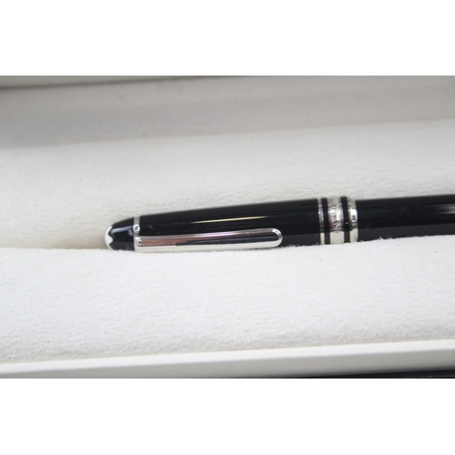 526 - Montblanc Meisterstuck Ladies Black Cased Fountain Pen w/ 14ct White Gold Nib