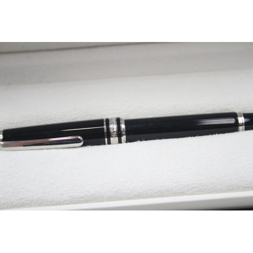 526 - Montblanc Meisterstuck Ladies Black Cased Fountain Pen w/ 14ct White Gold Nib