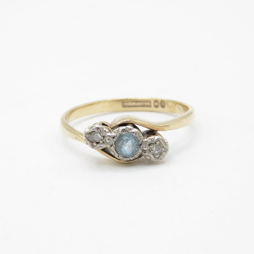 65 - 9ct gold and platinum aquamarine and diamond trilogy dress ring (2.4g) Size  S 1/2