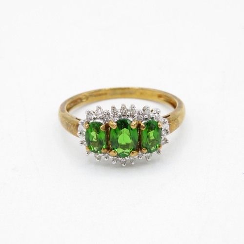 82 - 9ct gold diopside & diamond dress ring, claw set (2.1g) Size  N