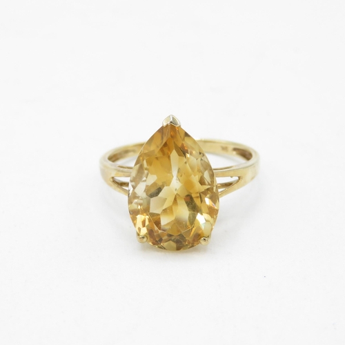 144 - 9ct gold citrine pear cut cocktail ring (2.4g) Size  N