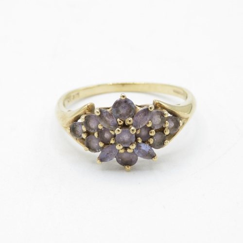 153 - 9ct gold tanzanite floral cluster ring (2.9g) Size  T