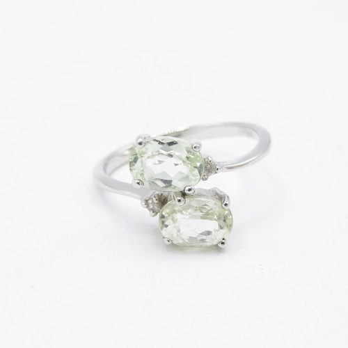 199 - 9ct white gold diamond & spodumene toi et moi ring (2.6g) Size  O