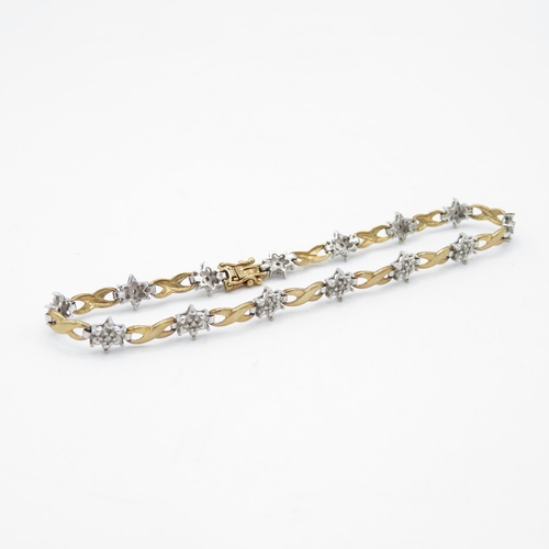 201 - 9ct gold diamond tennis bracelet (5.3g)