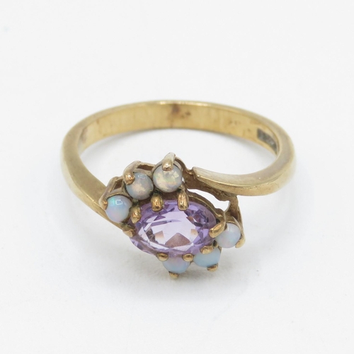 3 - 9ct gold amethyst & opal dress ring, claw set (2.8g) Size  N