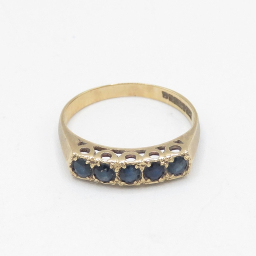 34 - 9ct gold sapphire half eternity ring (2.3g) Size  Q