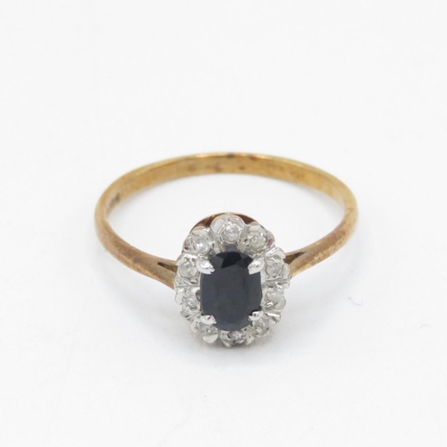 6 - 9ct gold vintage sapphire & diamond dress ring (1.5g) Size  M