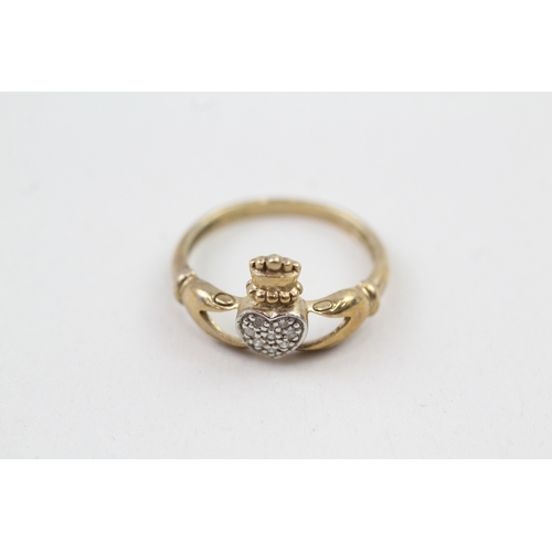 123 - 9ct gold diamond claddagh dress ring (1.9g) Size  N