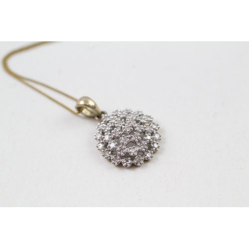 147 - 9ct gold diamond cluster pendant with 9ct gold chain (1.9g)