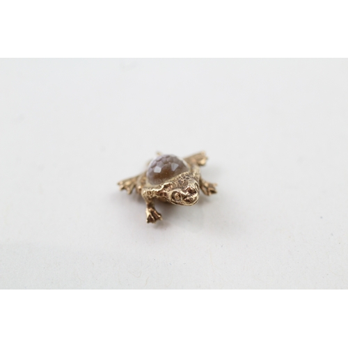 172 - 9ct gold vintage aurora borealis frog charm (1.2g)