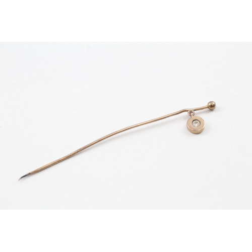 173 - 9ct gold vintage diamond drop stick pin (1.5g)