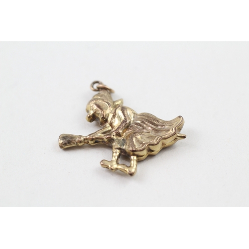 194 - 9ct gold vintage witch charm (2g)