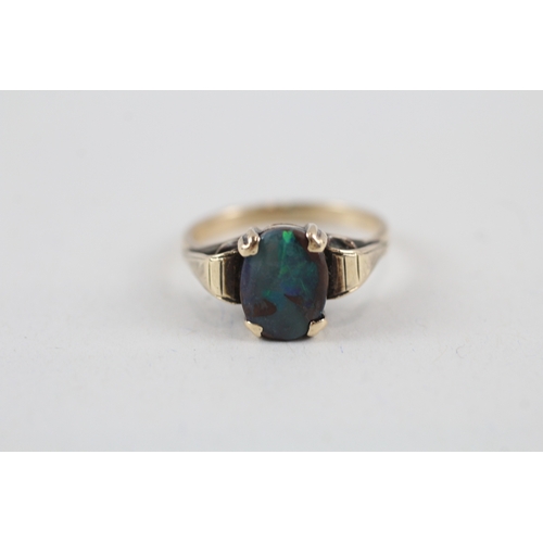 215 - 9ct gold vintage opal dress ring (2.7g) Size  L 1/2