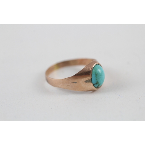 219 - 9ct rose gold antique turquoise signet ring (1.2g) Size  N