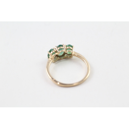 25 - 10ct gold oval cut emerald dress ring (1.9g) Size  O