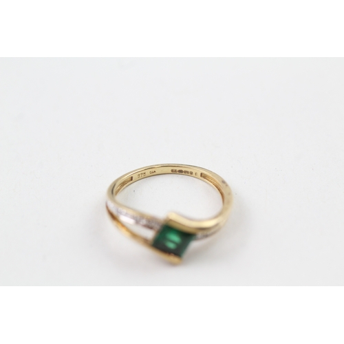 100 - 9ct gold green paste and diamond crossover dress ring (1.7g) Size  K