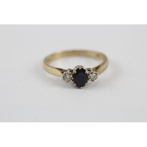 103 - 9ct gold vintage sapphire and diamond trilogy dress ring (2.6g) Size  P