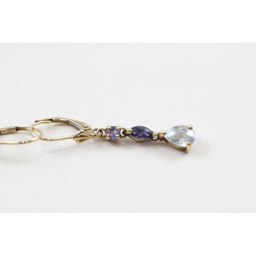 29 - 9ct gold blue gemstone earrings (2.2g)