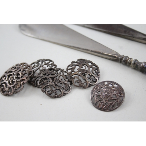 365 - 8 x Antique / Vintage .800 & .925 Sterling Silver Haberdashery Inc Buttons 198g