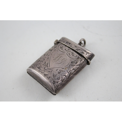 377 - Antique Edwardian 1902 Chester Sterling Silver Vesta / Match Case (33g)