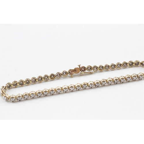 49 - 9ct gold diamond bracelet (5.9g)