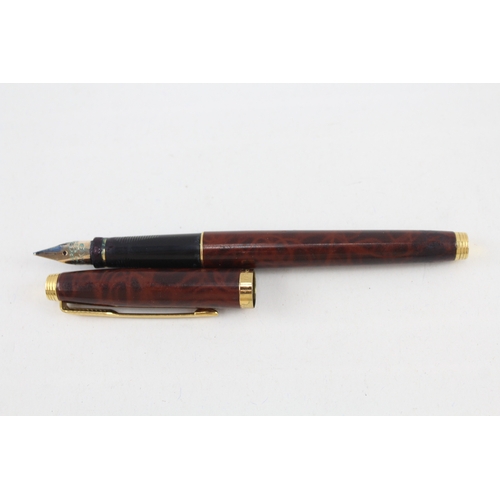 493 - Vintage Parker 75 Brown Lacquer Fountain Pen w/ 14ct Gold Nib WRITING