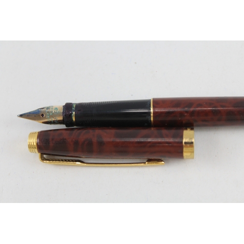 493 - Vintage Parker 75 Brown Lacquer Fountain Pen w/ 14ct Gold Nib WRITING