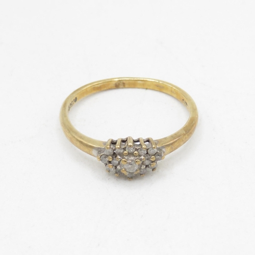 10 - 9ct gold vintage diamond cluster ring, total diamond weight: 0.15ct (approximately) (1.5g) Size  M