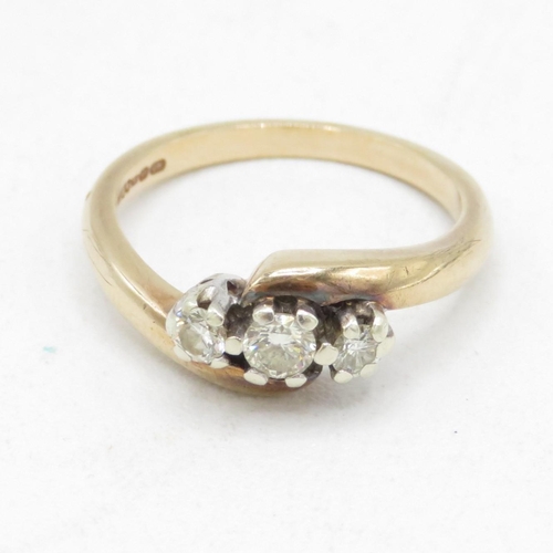 195 - 9ct gold vintage diamond dress ring (2.7g) Size  K