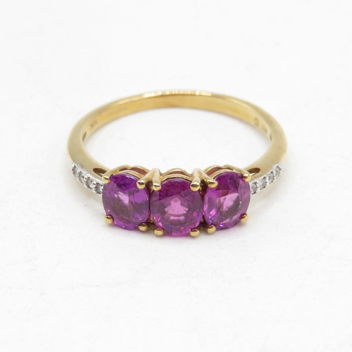 85 - 9ct gold purple garnet & diamond dress ring (1.9g) Size  N 1/2