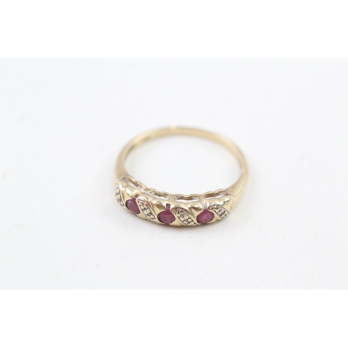 18 - 9ct gold vintage ruby and diamond dress ring (1.9g) Size  O