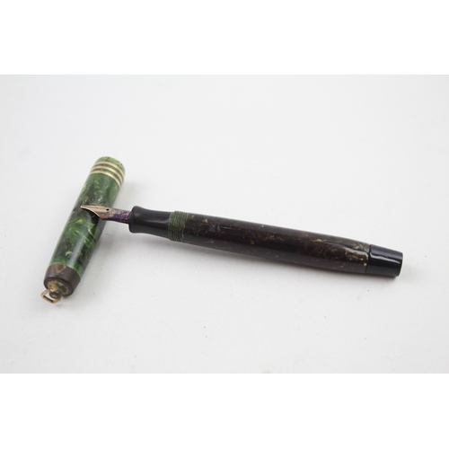 384 - Vintage Parker Lady Duofold Green Lacquer Fountain Pen w/ 14ct Gold Nib WRITING