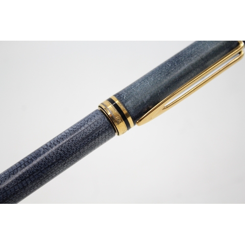 390 - Waterman Ideal Blue Grey Cased Fountain Pen w/ 18ct Gold Nib WRITING