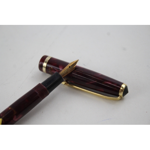 398 - Vintage Conway Stewart 12 Burgundy FOUNTAIN PEN w/ 14ct Gold Nib WRITING