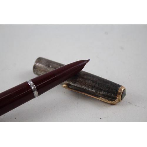 400 - Vintage Parker 51 Burgundy Fountain Pen w/ 14ct Nib, Rolled Silver Cap WRITING