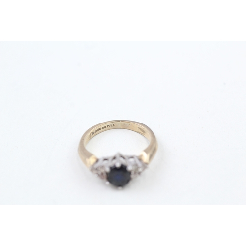 6 - 9ct gold sapphire solitaire dress ring with diamond set shoulders (2.8g) Size  I