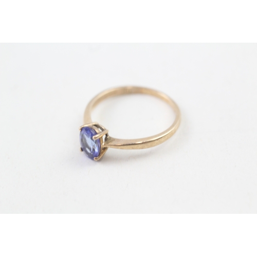 70 - 9ct gold oval cut tanzanite solitaire dress ring (1.8g) Size  O