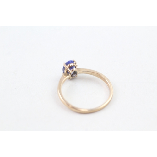 70 - 9ct gold oval cut tanzanite solitaire dress ring (1.8g) Size  O