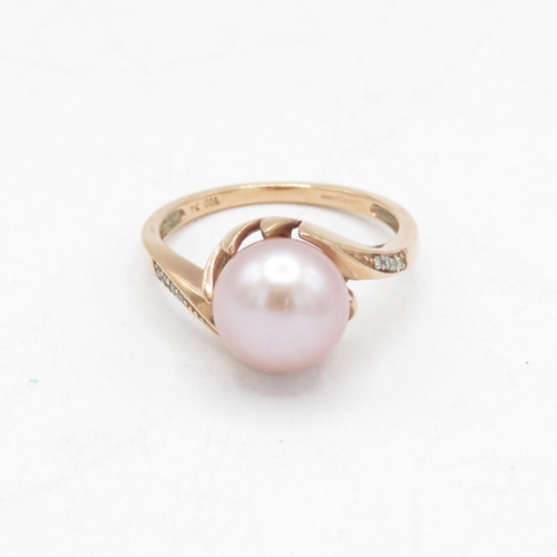 41 - 9ct gold cultured pearl and diamond cocktail ring (3.4g) Size  Q