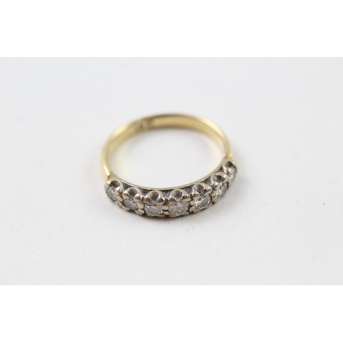 115 - 18ct gold vintage diamond half eternity dress ring (3.1g) Size  O