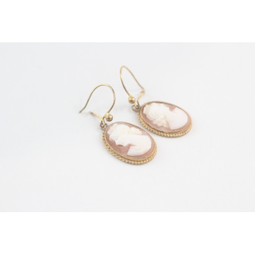 126 - 9ct gold shell cameo drop earrings (3.3g)