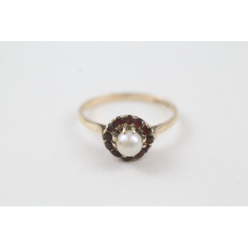 13 - 9ct gold cultured pearl and garnet halo dress ring (2.4g) Size  Q 1/2