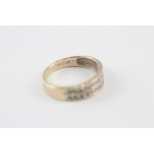 135 - 9ct gold diamond two row half eternity ring, total diamond weight: 0.25ct (approximately) (2.2g) Siz... 