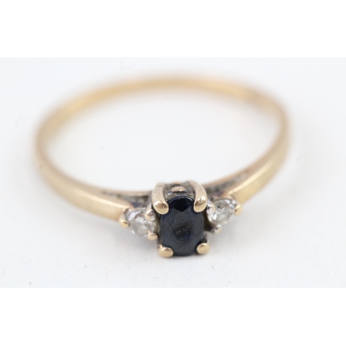 179 - 9ct gold sapphire & diamond three stone ring (1.7g) Size  O