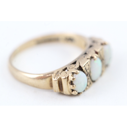 198 - 9ct gold vintage opal dress ring (3.5g) Size  M