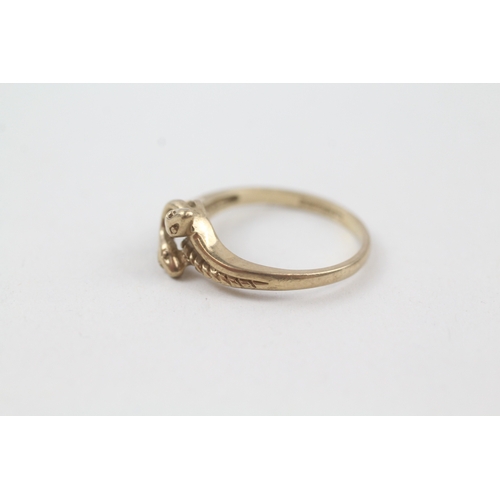 211 - 9ct gold vintage double coiled snake ring (1.8g) Size  L