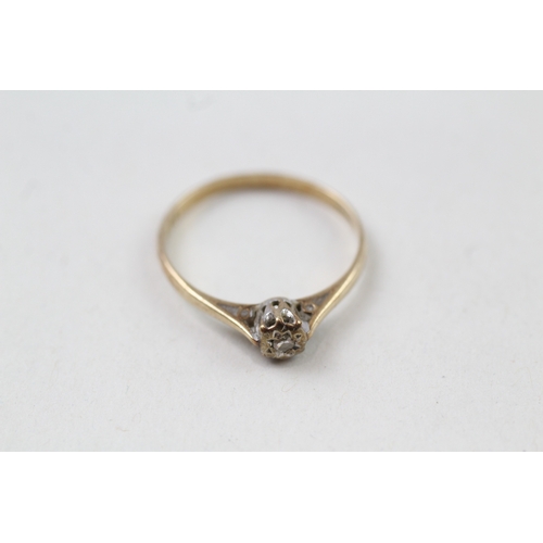 24 - 9ct gold diamond solitaire dress ring (1.3g) AS SEEN - MISSHAPEN Size  Q